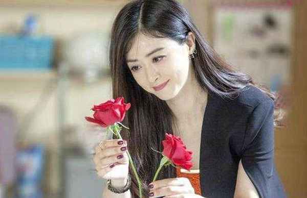 为什么樊胜美深谙人情世故,混到三十出头还是只能当一个办公室油子?