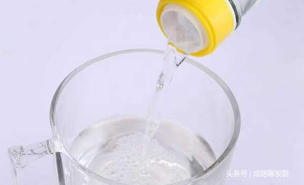 头发干枯毛躁,只需三招让你头发变得柔软光滑