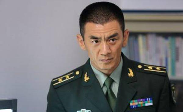 国防部长和总参谋长哪个级别高?说了你都不信