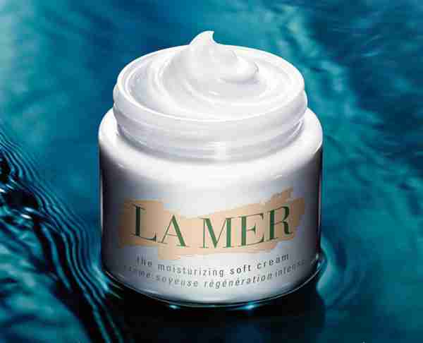 皮肤干燥起皮，拿什么拯救空调房里的敏感肌？