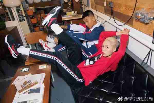 前方注意!今年这5个牌子的卫衣一定要加入购物车