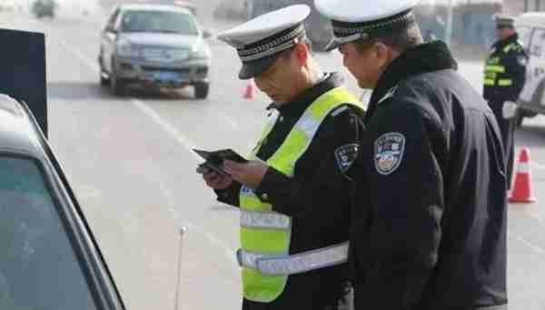 交警再次提醒:C1驾照的这些车不能开,开了直接扣12分