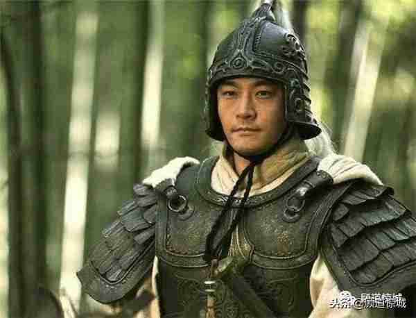 周瑜到底是怎么死的?真相令人不寒而栗,黑暗的斗争无处不在