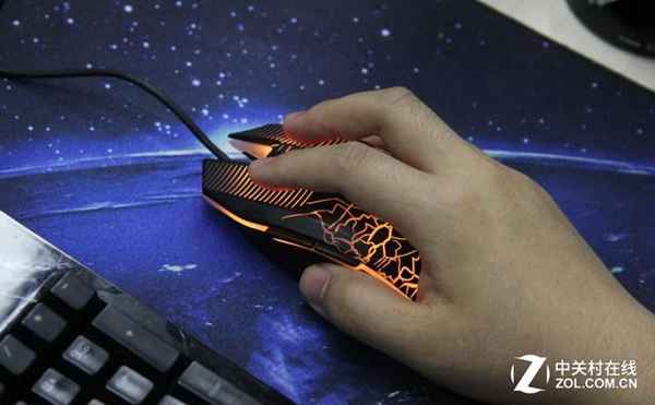 更炫更强 达尔优牧马人猴年版鼠标评测