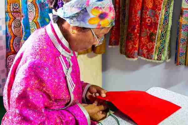 草原美食奶豆腐,原来是这样制作的