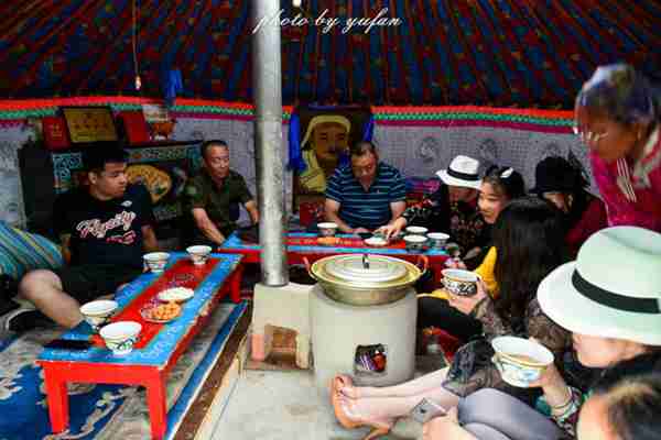 草原美食奶豆腐,原来是这样制作的