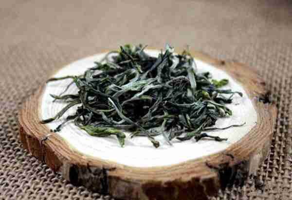 中国绿茶品类大全?绿茶的头道茶喝还是不喝?绿茶的效果与作用?
