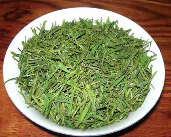 中国绿茶品类大全?绿茶的头道茶喝还是不喝?绿茶的效果与作用?