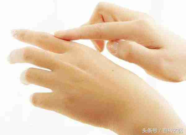 一换季手就脱皮是怎么回事儿?有什么方法可以根治吗?送你几个小偏方!