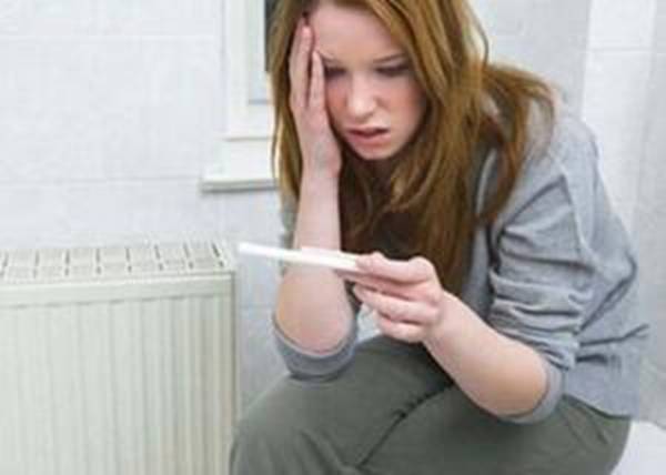 验孕棒什么时候测最准?验孕棒如何使用?使用验孕棒的四个注意事项