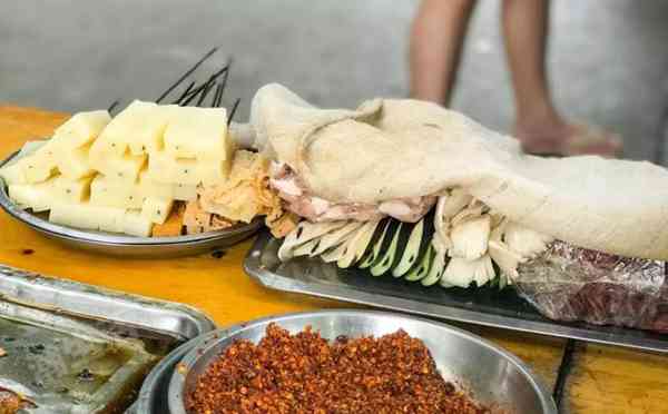 成都甜不辣研究报告,这才是真资格的老成都味道……