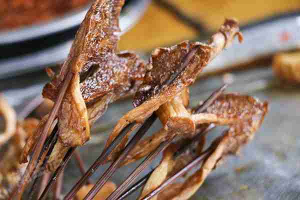 成都甜不辣研究报告,这才是真资格的老成都味道……