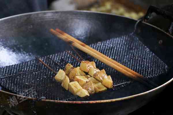 成都甜不辣研究报告,这才是真资格的老成都味道……