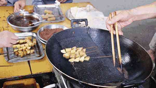 成都甜不辣研究报告,这才是真资格的老成都味道……