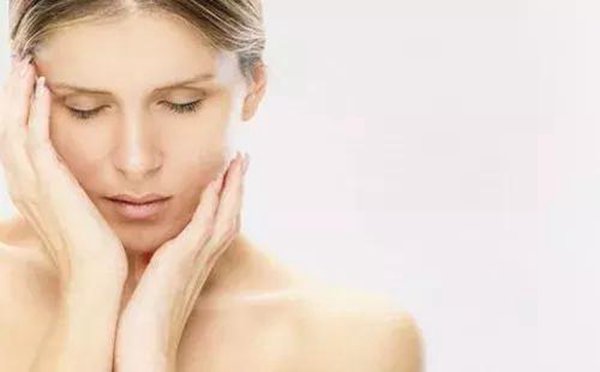 “孕妇专用”护肤品真没必要买，准妈妈们避开这 3 种成分就可以