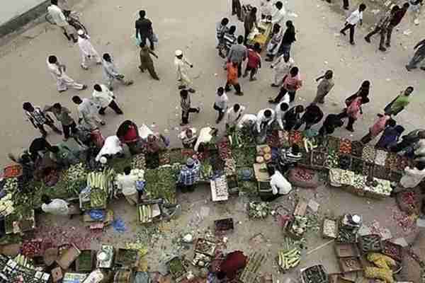 生活在全球最富有的城市,迪拜人平时都吃什么?网友:穷是病!