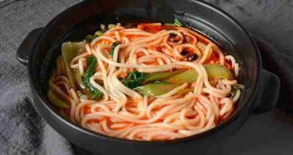 米线怎么做好吃？按照这个方法，在家就能做出美味