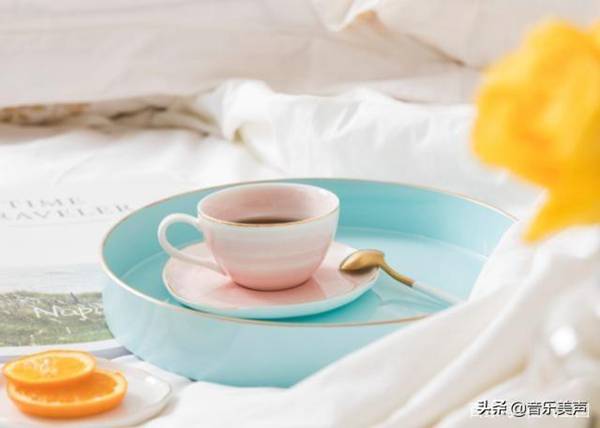 强推超级好听的欧美旋律歌曲，适合做铃声的欧美歌曲，开口跪