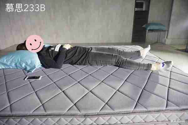 一万元买床垫,慕思床垫和芝华仕五星床垫选哪家?