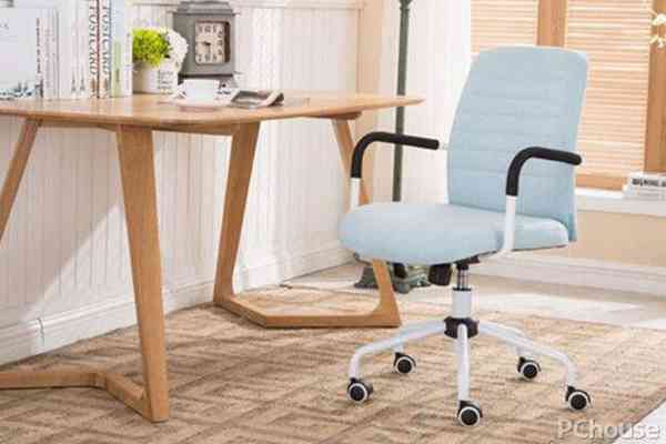 如何选购合适的电脑椅 电脑椅品牌推荐