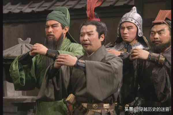 什么败走华容道(败走华容道不出所料歇后语)