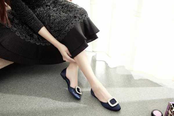 撞衫不可怕鞋丑就尴尬,中年女性鞋品比衣品更重要,鞋类搭配推荐