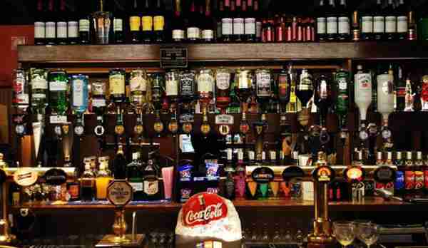 经销酒是要什么证件(证件流程)