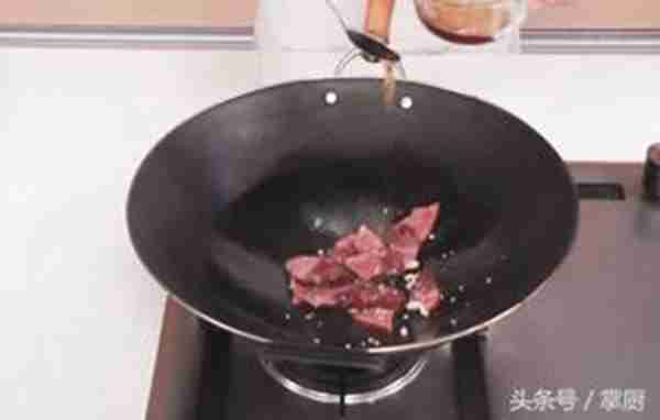 炒年糕的做法,炒年糕怎么做才好吃?简单的教程!