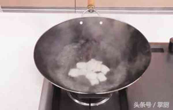 炒年糕的做法,炒年糕怎么做才好吃?简单的教程!