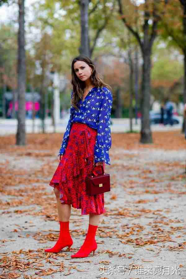 酒红色针织半身长裙搭配什么外套(酒红色裙子搭配大全)