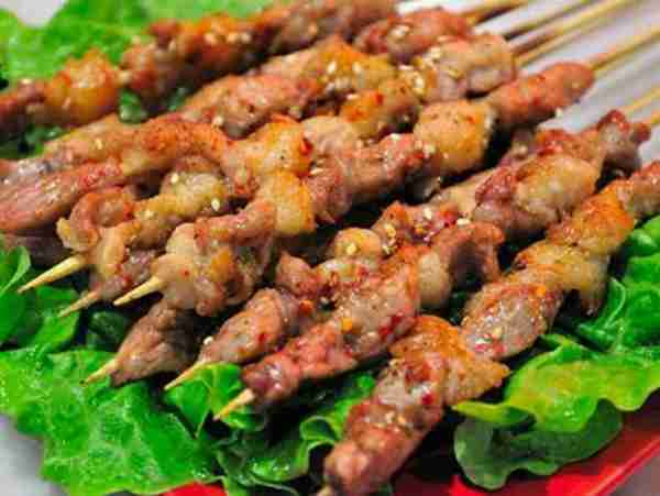 开烧烤店要准备什么？烤肉技术学习