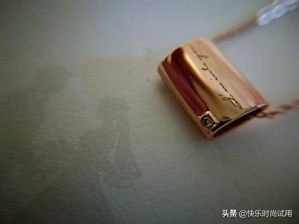 佐卡伊珠宝怎么样，佐卡伊 情书K金钻石吊坠试用介绍