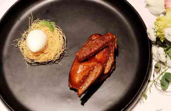 宴遇 | 一家主打;创意中国菜;的时尚餐厅