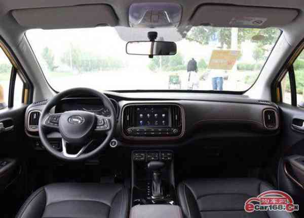 落地8-10万买什么车好?这三款热销小型SUV最高降价1.5万