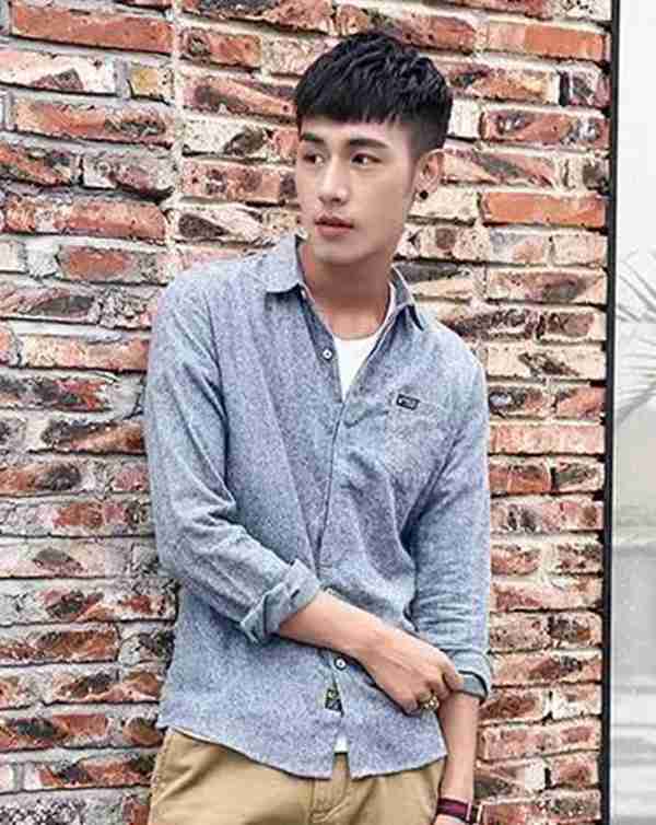 男士高帮鞋应该搭配什么?你是否为这个问题烦恼!