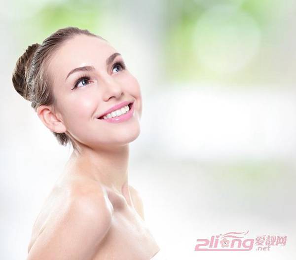 精华素有什么作用(精华素和乳液的区别)