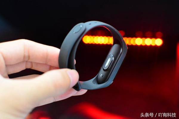 小米手环3真的值得买?用了一个月告诉你真实体验