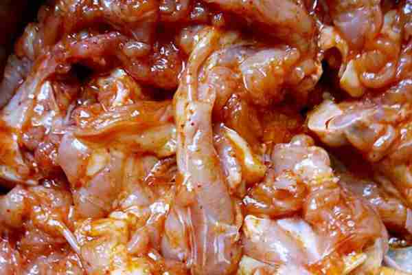 炸鸡叉骨怎么做?炸好吃的关键是什么?看街头炸鸡小哥怎么说