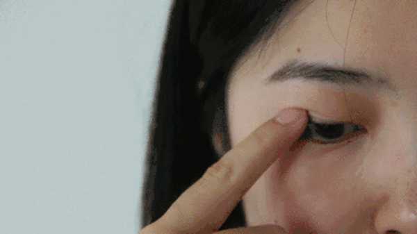 内双又肿眼泡怎么画眼妆呢?来来来,看这里!