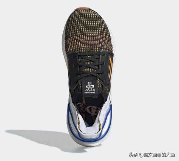 阿迪达斯终于有动静了！和《玩具总动员》联名，配色很“少女心”