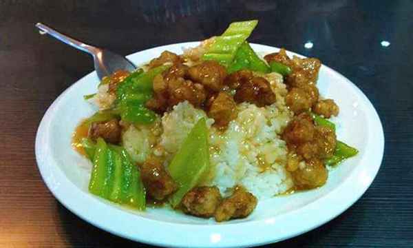 现在什么盖浇饭最火(盖浇饭的做法大全)