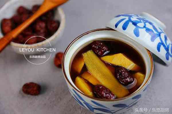 秋天多炖这8道汤,都是家常食材,每天喝一点,皮肤气色悄悄变好