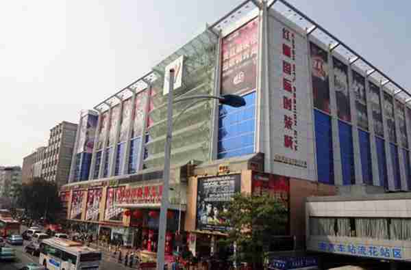 广州十大女装批发市场!!!这里拥有全球最齐的货源