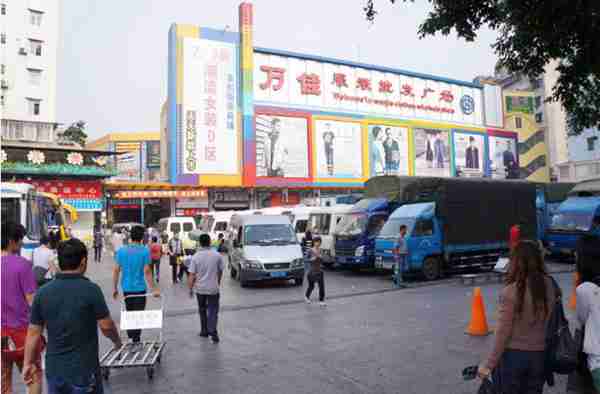 广州十大女装批发市场!!!这里拥有全球最齐的货源