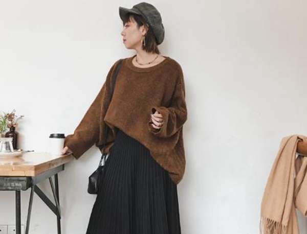 焦糖色搭配什么颜色好看 焦糖色衣服搭配图片