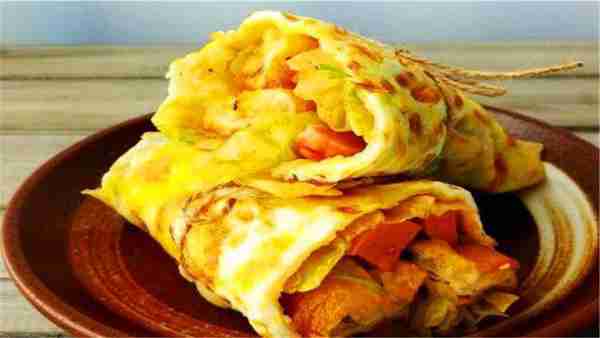 最受学生欢迎的几种街边小吃,烤面筋排名第一,你都吃过哪些呢