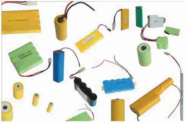 充电电池什么牌子好(市面上的充电电池有哪些品种)