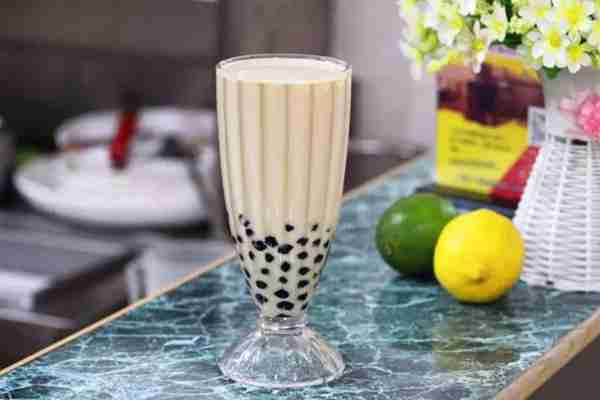 想在学校门口摆摊创业,哪些小吃比较赚钱?