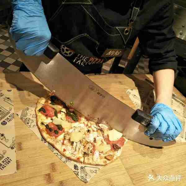 来!这里有一份广州披萨攻略!