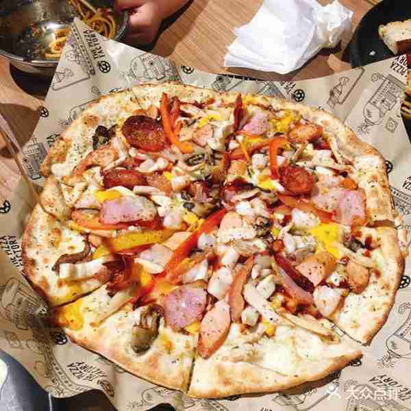 来!这里有一份广州披萨攻略!